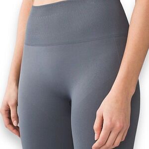 Lululemon Zone In Crop Yoga Tights Seamless